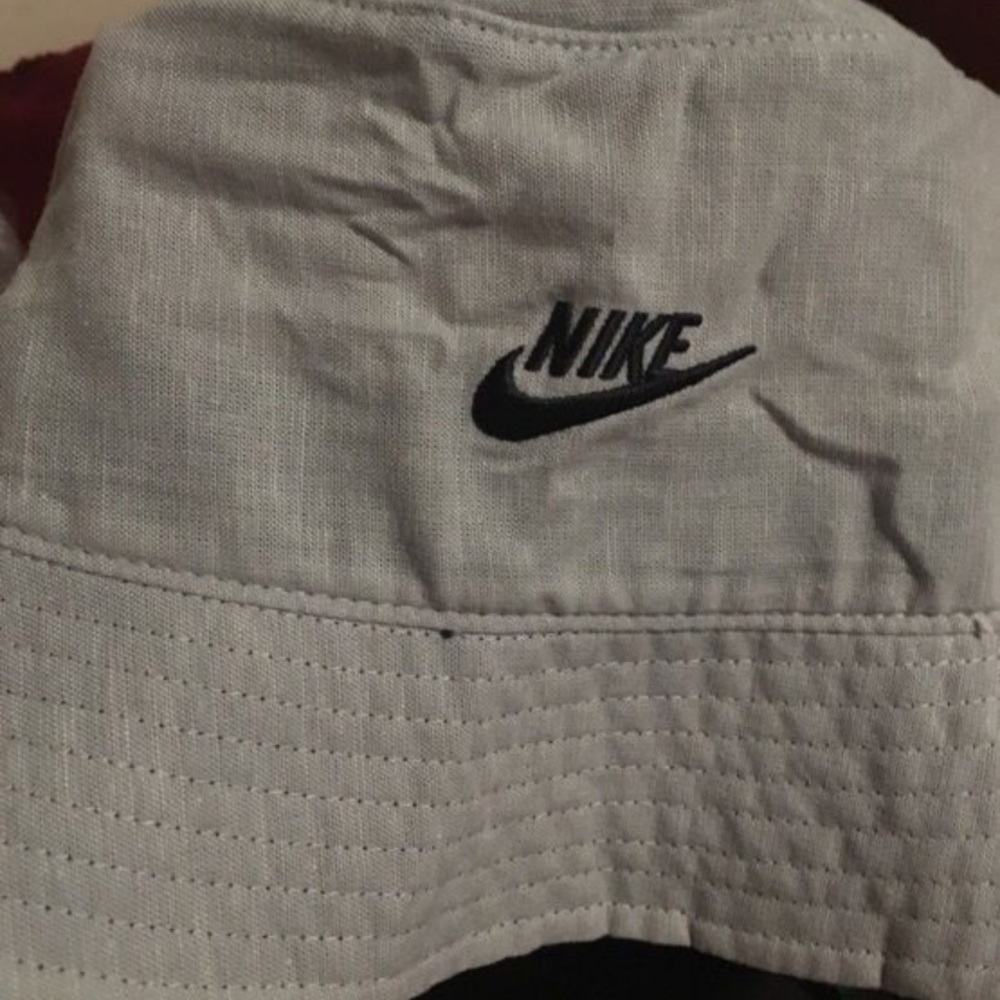 Nike Bucket Hat